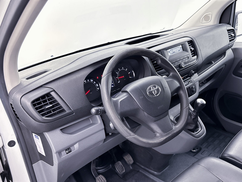 Toyota ProAce Worker 1.6 D-4D Cool Comfort Long L3 Lichtmetalen velgen Cruise control Airco Euro 6 NAP - Fourgonnette: photos 5 Toyota ProAce Worker 1.6 D-4D Cool Comfort Long L3 Lichtmetalen velgen Cruise control Airco Euro 6 NAP - Fourgonnette: photos 5