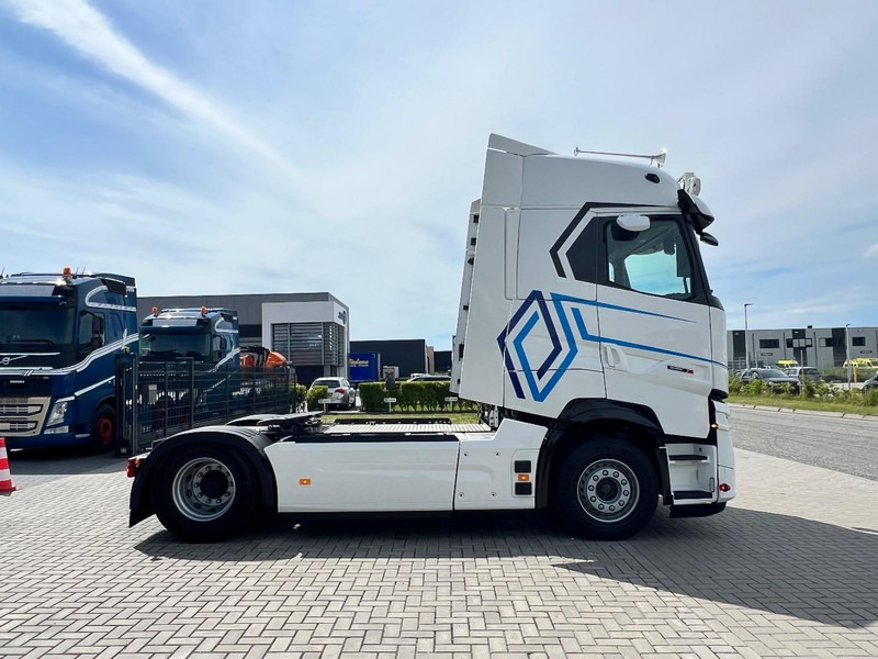 Renault T480 T-HIGH 4x2 Trekker Standclima / 2x Tank / New - Tracteur routier: photos 4 Renault T480 T-HIGH 4x2 Trekker Standclima / 2x Tank / New - Tracteur routier: photos 4