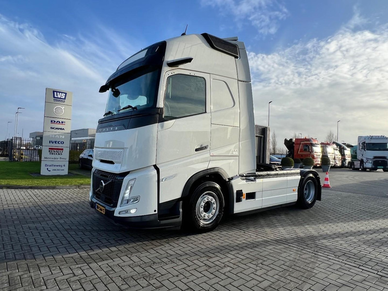 Volvo FH 460 4x2 trekker Aero / Globetrotter XL / Standclima - Tracteur routier: photos 1 Volvo FH 460 4x2 trekker Aero / Globetrotter XL / Standclima - Tracteur routier: photos 1