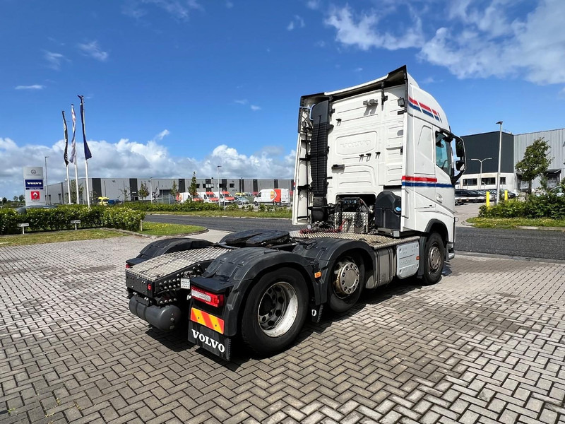 Volvo FH 500 6x2 vla trekker Globetrotter / hydraulic - Tracteur routier: photos 5 Volvo FH 500 6x2 vla trekker Globetrotter / hydraulic - Tracteur routier: photos 5