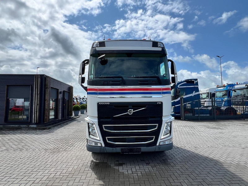 Volvo FH 500 6x2 vla trekker Globetrotter / hydraulic - Tracteur routier: photos 2 Volvo FH 500 6x2 vla trekker Globetrotter / hydraulic - Tracteur routier: photos 2
