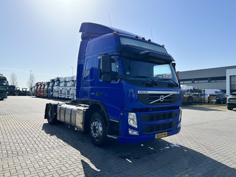 Volvo FM 370 4x2 trekker Globetrotter / Euro 5 /NEW TUV - Tracteur routier: photos 3 Volvo FM 370 4x2 trekker Globetrotter / Euro 5 /NEW TUV - Tracteur routier: photos 3