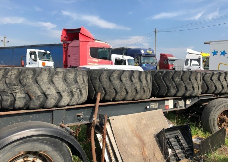 Anvelope Cu 24PR 4 BUC VOLA Incarcator VOLVO KOMATSU JCB - Roue complète: photos 4 Anvelope Cu 24PR 4 BUC VOLA Incarcator VOLVO KOMATSU JCB - Roue complète: photos 4