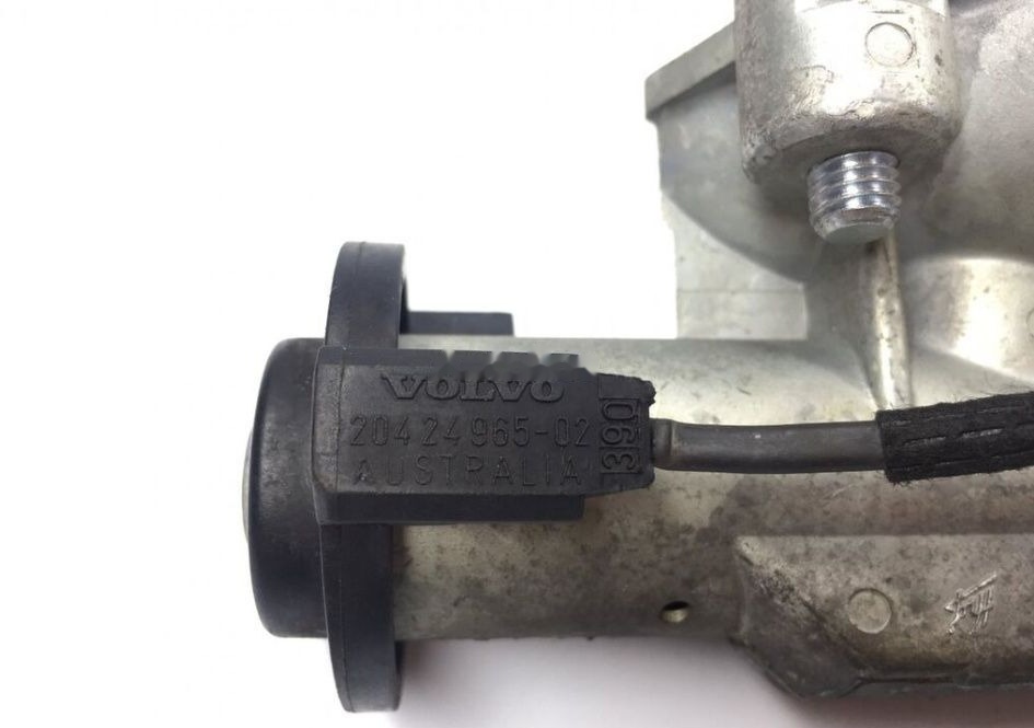 Butuc contact  Switch  Volvo FH12 truck - Système électrique pour Camion: photos 2 Butuc contact  Switch  Volvo FH12 truck - Système électrique pour Camion: photos 2