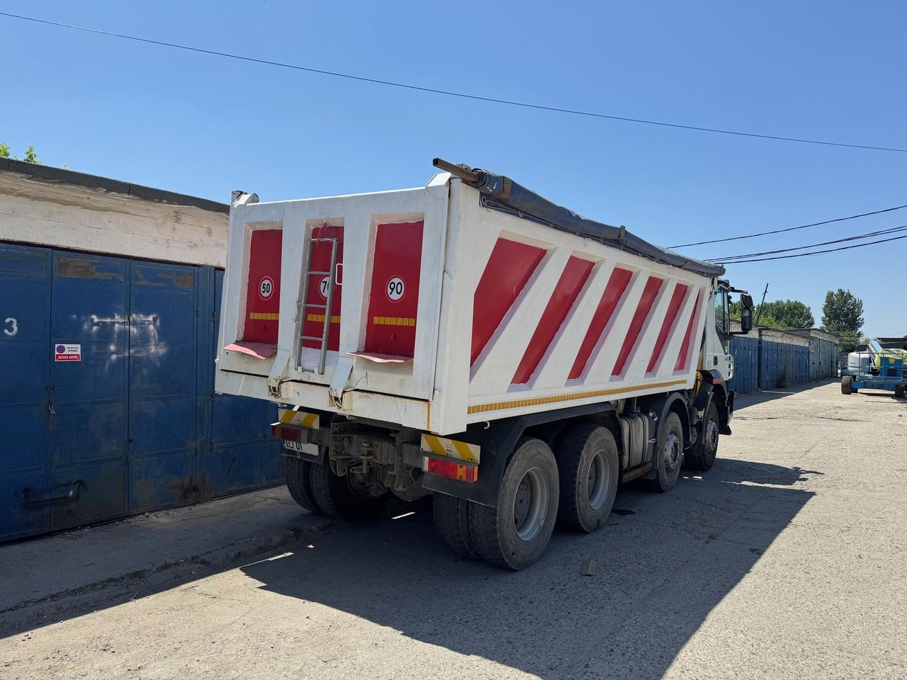IVECO EuroTrakker 410 2009 Euro 4 Cursor 13 Klima : Sasiu GROS , Multi - Camion: photos 2 IVECO EuroTrakker 410 2009 Euro 4 Cursor 13 Klima : Sasiu GROS , Multi - Camion: photos 2