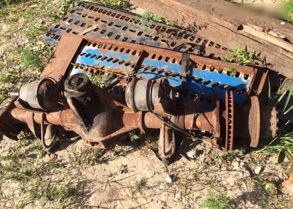 Renault Midlum - Essieu et pièces pour Camion: photos 1 Renault Midlum - Essieu et pièces pour Camion: photos 1