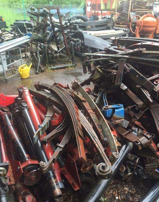 - Suspension du ressort pour Tracteur agricole: photos 1 - Suspension du ressort pour Tracteur agricole: photos 1