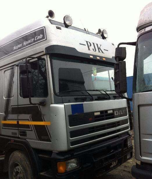 DAF XF 95 orice piesa - Tracteur routier: photos 4 DAF XF 95 orice piesa - Tracteur routier: photos 4