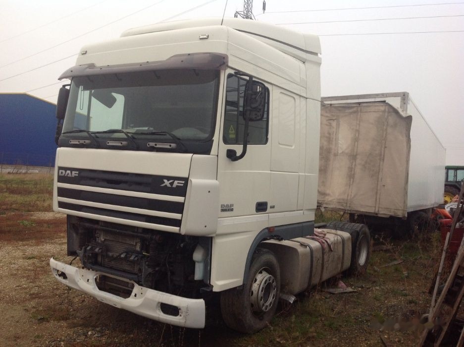 DAF xf95 EURO 5 piese din dezmembrari - Tracteur routier: photos 2 DAF xf95 EURO 5 piese din dezmembrari - Tracteur routier: photos 2