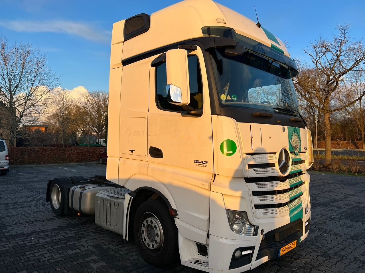 Mercedes-Benz Actros 1842 MP4 - Tracteur routier: photos 1 Mercedes-Benz Actros 1842 MP4 - Tracteur routier: photos 1