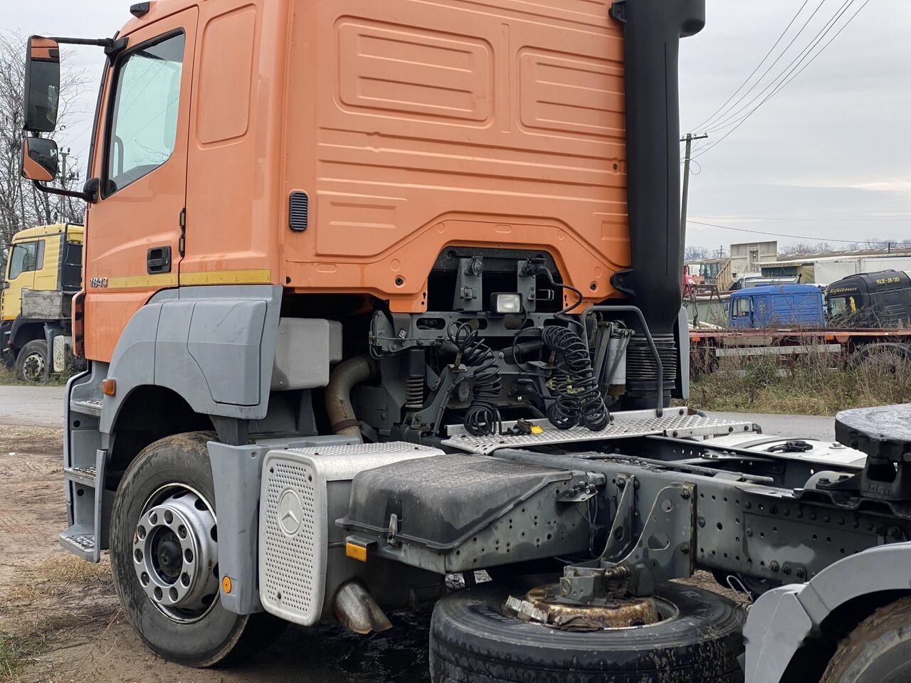 Mercedes-Benz Axor MP2 1843 - Tracteur routier: photos 5 Mercedes-Benz Axor MP2 1843 - Tracteur routier: photos 5
