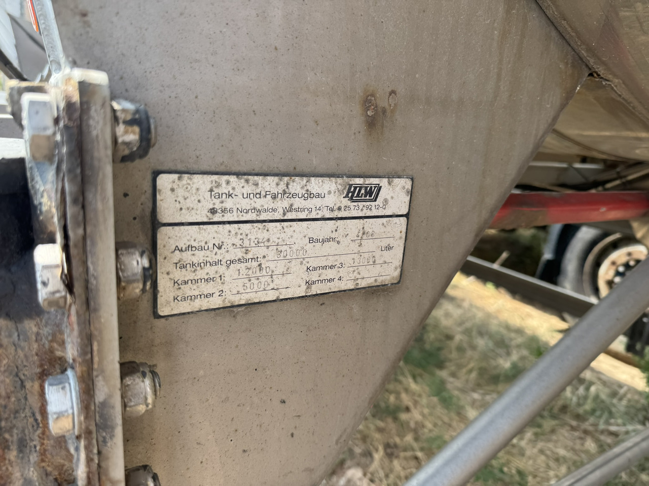Transport lichide ALIMENTARE HLW STA 36 INOX ALIMENTAR AZOR AGRICULTURA - Semi-remorque citerne: photos 2 Transport lichide ALIMENTARE HLW STA 36 INOX ALIMENTAR AZOR AGRICULTURA - Semi-remorque citerne: photos 2