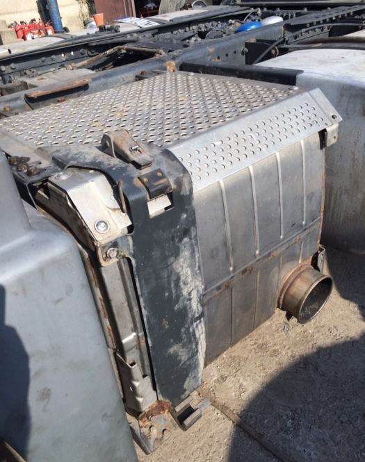 Vand tobă Mercedes-Benz Actros Euro 5 - Silencieux pour Camion: photos 1 Vand tobă Mercedes-Benz Actros Euro 5 - Silencieux pour Camion: photos 1