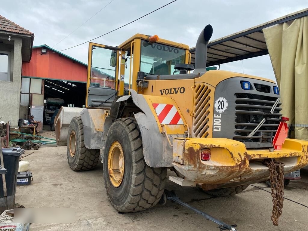 Volvo L110E - VOLA 21 tone - DE INCHIRIAT - balastiera / statie betoan - Chargeuse sur pneus: photos 3 Volvo L110E - VOLA 21 tone - DE INCHIRIAT - balastiera / statie betoan - Chargeuse sur pneus: photos 3