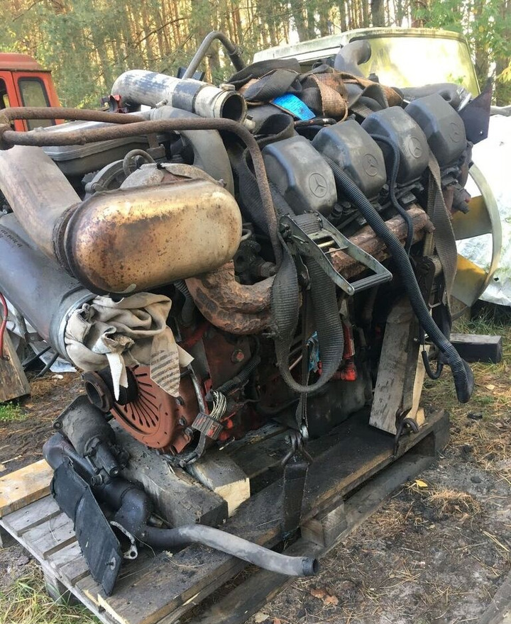 Mercedes-Benz OM502LA A542 Mercedes-Benz Actros truck - Moteur pour Camion: photos 2 Mercedes-Benz OM502LA A542 Mercedes-Benz Actros truck - Moteur pour Camion: photos 2