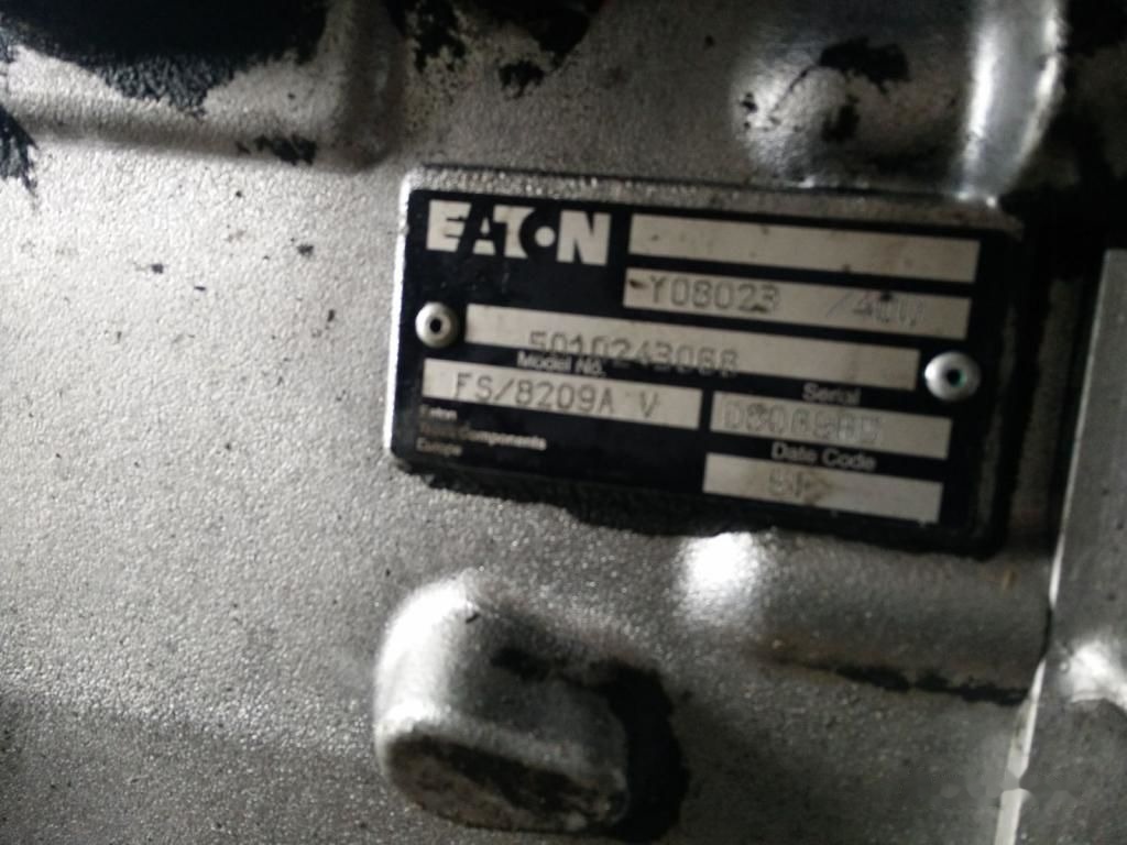 Renault FS8209A Renault Midliner - Boîte de vitesse pour Camion: photos 2 Renault FS8209A Renault Midliner - Boîte de vitesse pour Camion: photos 2