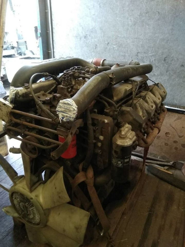 Scania DSC1415   Scania 144 V8 460 E2 - Moteur pour Camion: photos 1 Scania DSC1415   Scania 144 V8 460 E2 - Moteur pour Camion: photos 1