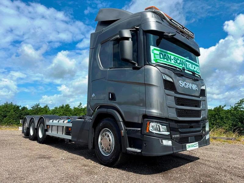 Scania R650 V8 NGS Steel / Air suspension. 4550mm weelbase. - Châssis cabine: photos 2 Scania R650 V8 NGS Steel / Air suspension. 4550mm weelbase. - Châssis cabine: photos 2