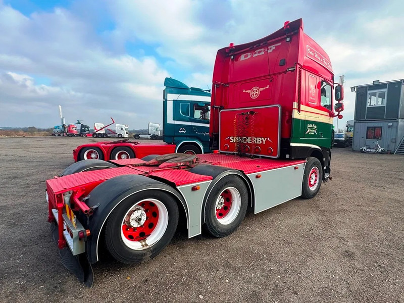 DAF XF 510 Special Interior. Air / Air suspension. Hydr. system. - Tracteur routier: photos 5 DAF XF 510 Special Interior. Air / Air suspension. Hydr. system. - Tracteur routier: photos 5