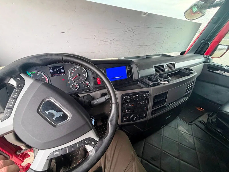 Crédit-bail MAN TGX 26.510 2stk . Special interior. pusher 6x2/2. MAN TGX 26.510 2stk . Special interior. pusher 6x2/2.: photos 15 Crédit-bail MAN TGX 26.510 2stk . Special interior. pusher 6x2/2. MAN TGX 26.510 2stk . Special interior. pusher 6x2/2.: photos 15