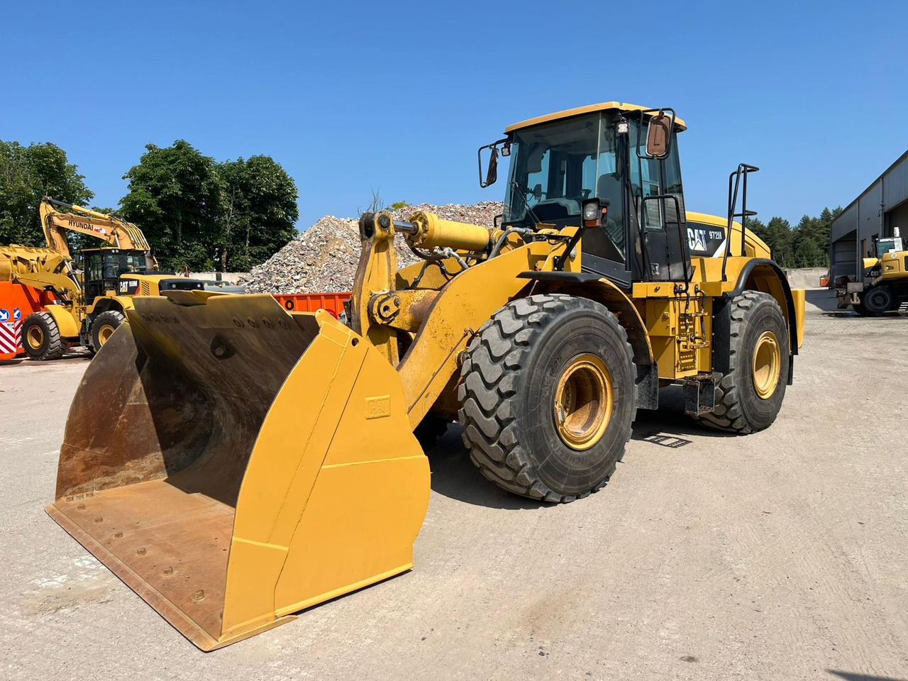 Caterpillar 972H - Chargeuse sur pneus: photos 1 Caterpillar 972H - Chargeuse sur pneus: photos 1