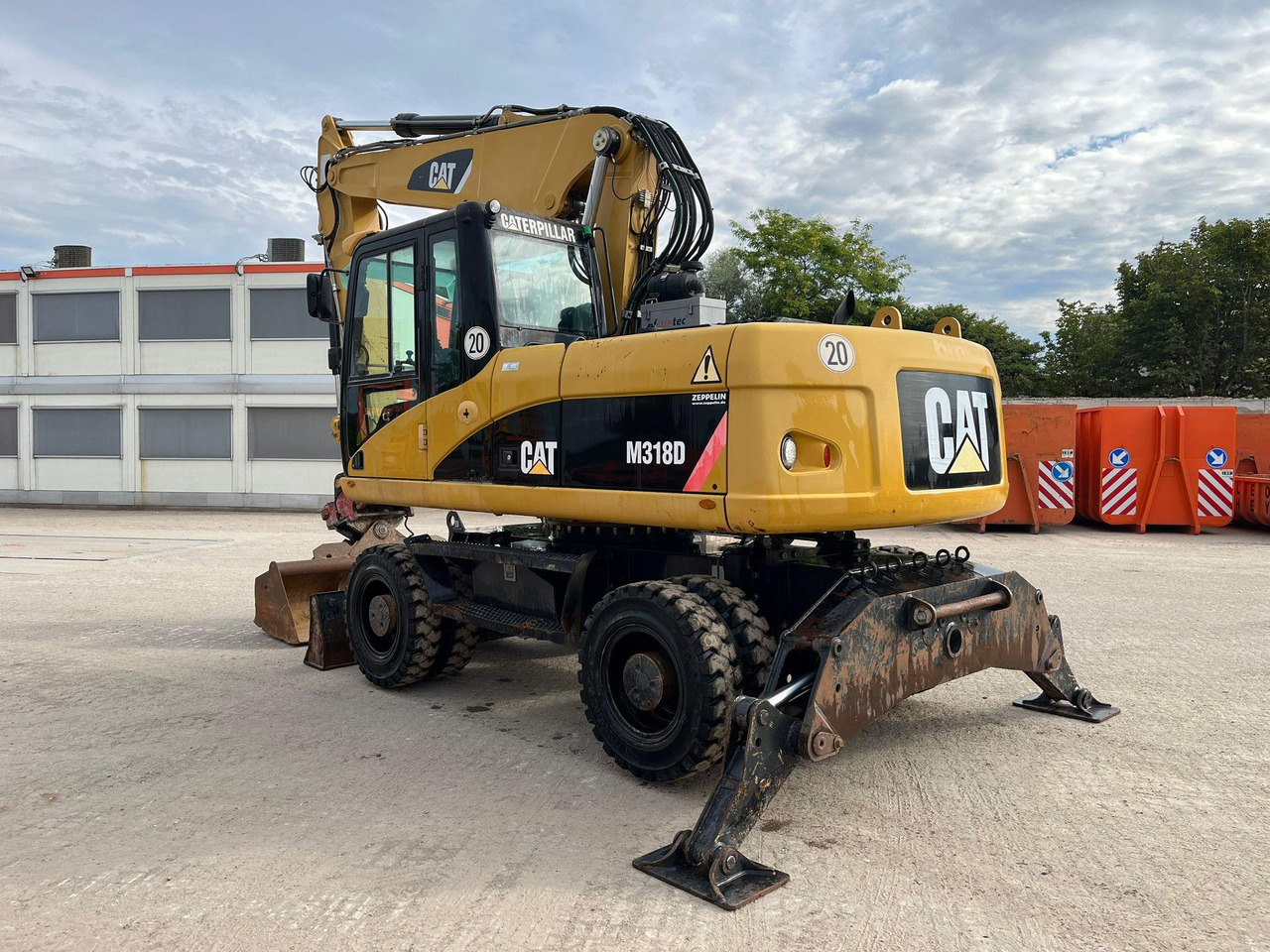 Caterpillar M318D - Pelle sur pneus: photos 3 Caterpillar M318D - Pelle sur pneus: photos 3