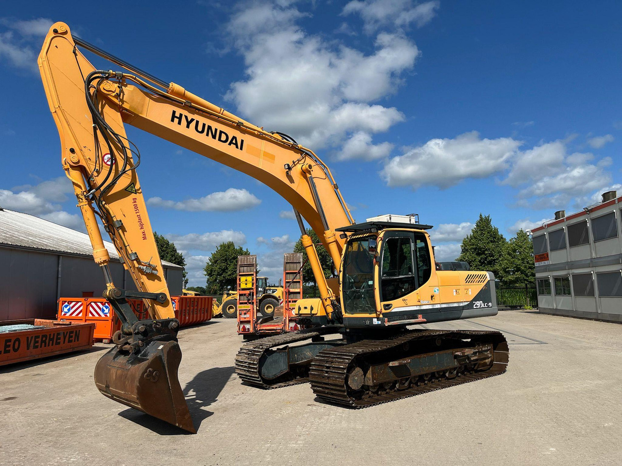 Hyundai Robex 290-9 - Pelle sur chenille: photos 1 Hyundai Robex 290-9 - Pelle sur chenille: photos 1