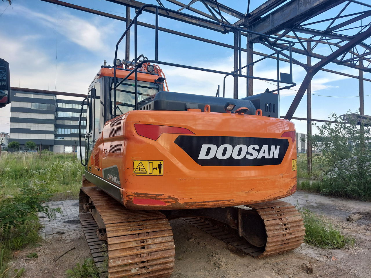 Pelle sur chenille DOOSAN DX140LC-5: photos 6