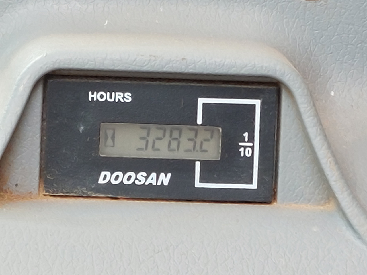 Pelle sur chenille DOOSAN DX140LC-5: photos 12