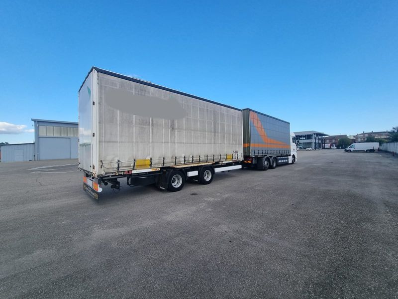 AUTOCARRO PORTACASSE - 2016 - 781000 km MAN TGX 26.440 6x2 - Camion à rideaux coulissants, Remorque rideaux coulissants: photos 4 AUTOCARRO PORTACASSE - 2016 - 781000 km MAN TGX 26.440 6x2 - Camion à rideaux coulissants, Remorque rideaux coulissants: photos 4