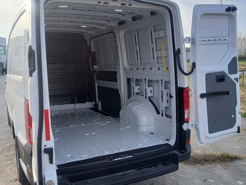 FURGONE CORTO TETTO BASSO MAN TGE 3.140 4X2F SB - Fourgon utilitaire: photos 4 FURGONE CORTO TETTO BASSO MAN TGE 3.140 4X2F SB - Fourgon utilitaire: photos 4