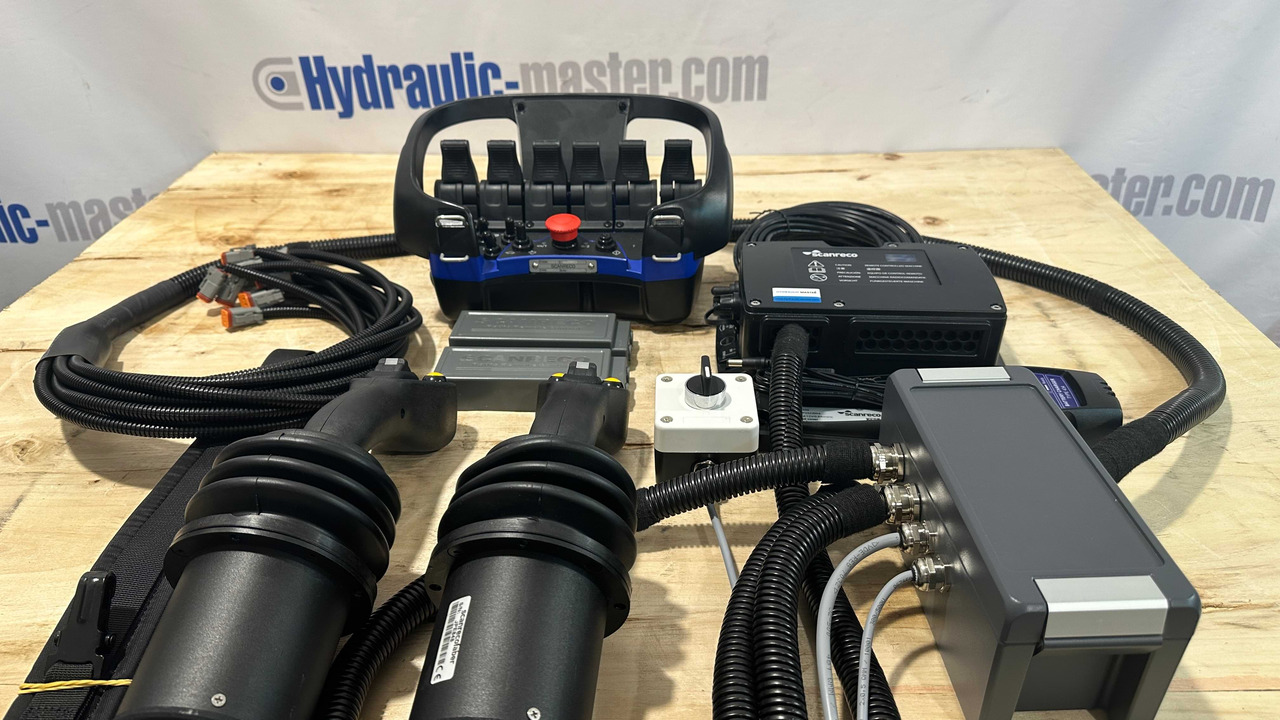 Matériel forestier Proportional Valve Walvoil DPX100 with Control Scanreco RC400 and JP Joysticks Danfoss for Parker, Nordhyraulic, Fassi, Hiab: photos 17