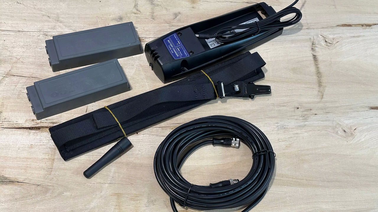Set Radio Remote Scanreco RC 400 with Valve Palfinger Hiab Cranab Loglift - Remorque forestière: photos 3 Set Radio Remote Scanreco RC 400 with Valve Palfinger Hiab Cranab Loglift - Remorque forestière: photos 3