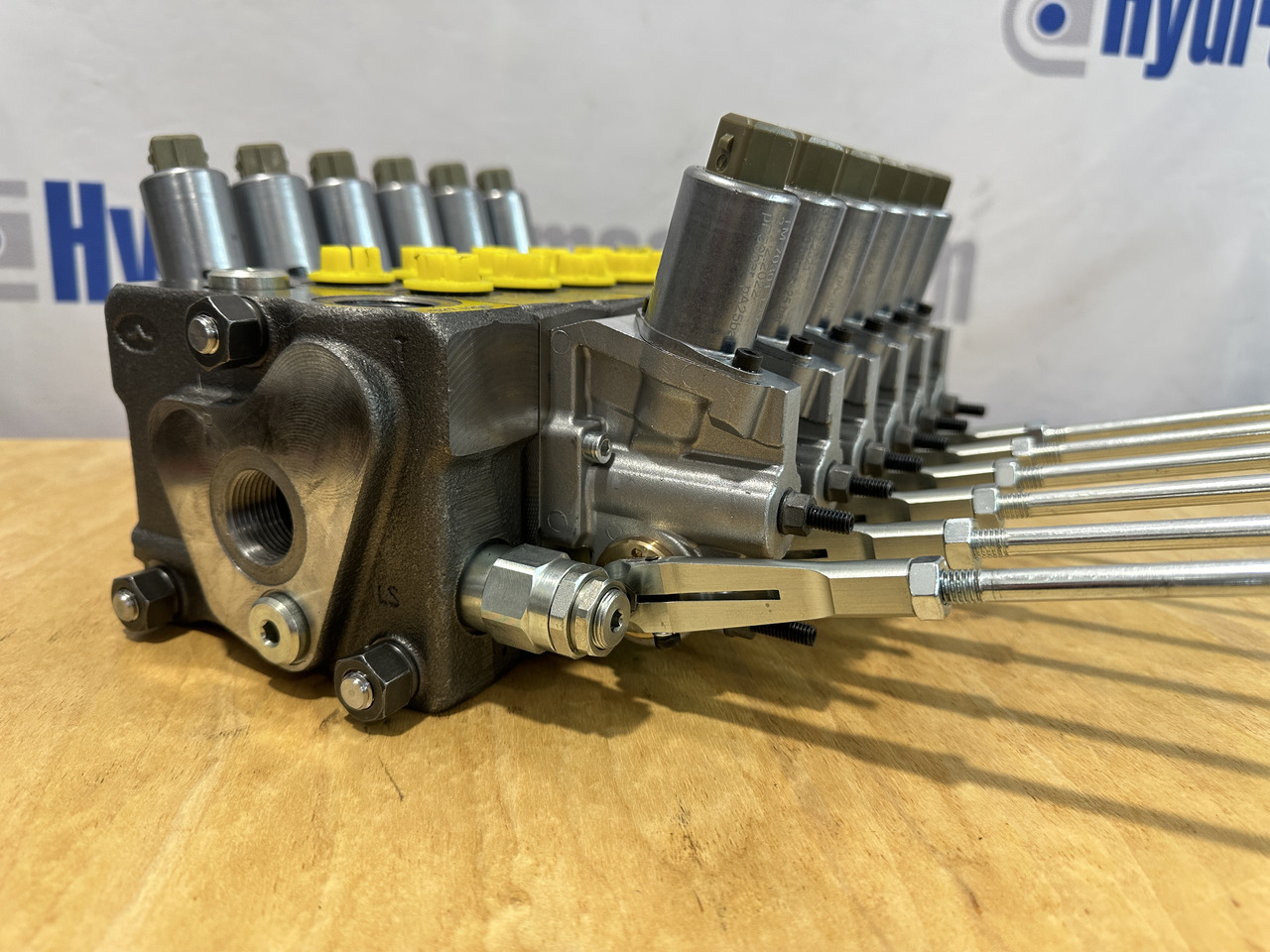 Valve Walvoil DPX100 Epsilon, Palift, Fassi, Palfinger - Remorque forestière: photos 2 Valve Walvoil DPX100 Epsilon, Palift, Fassi, Palfinger - Remorque forestière: photos 2