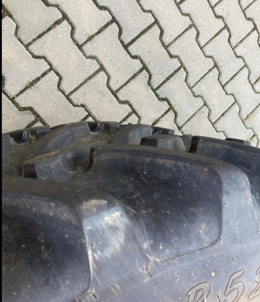 Alliance 300/95R52 - Pneu: photos 5 Alliance 300/95R52 - Pneu: photos 5