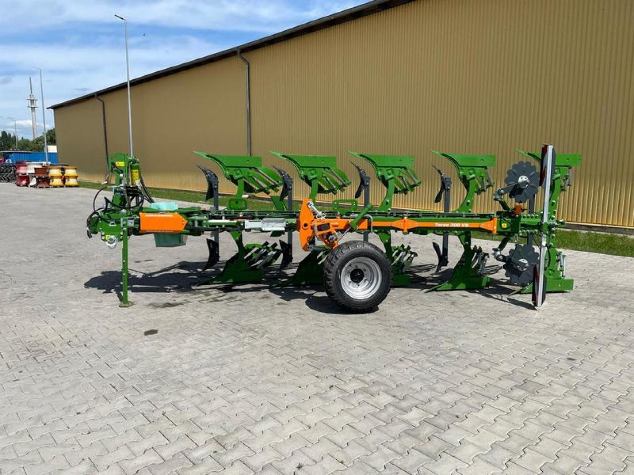 Amazone TERES 300 VS - Charrue: photos 2 Amazone TERES 300 VS - Charrue: photos 2
