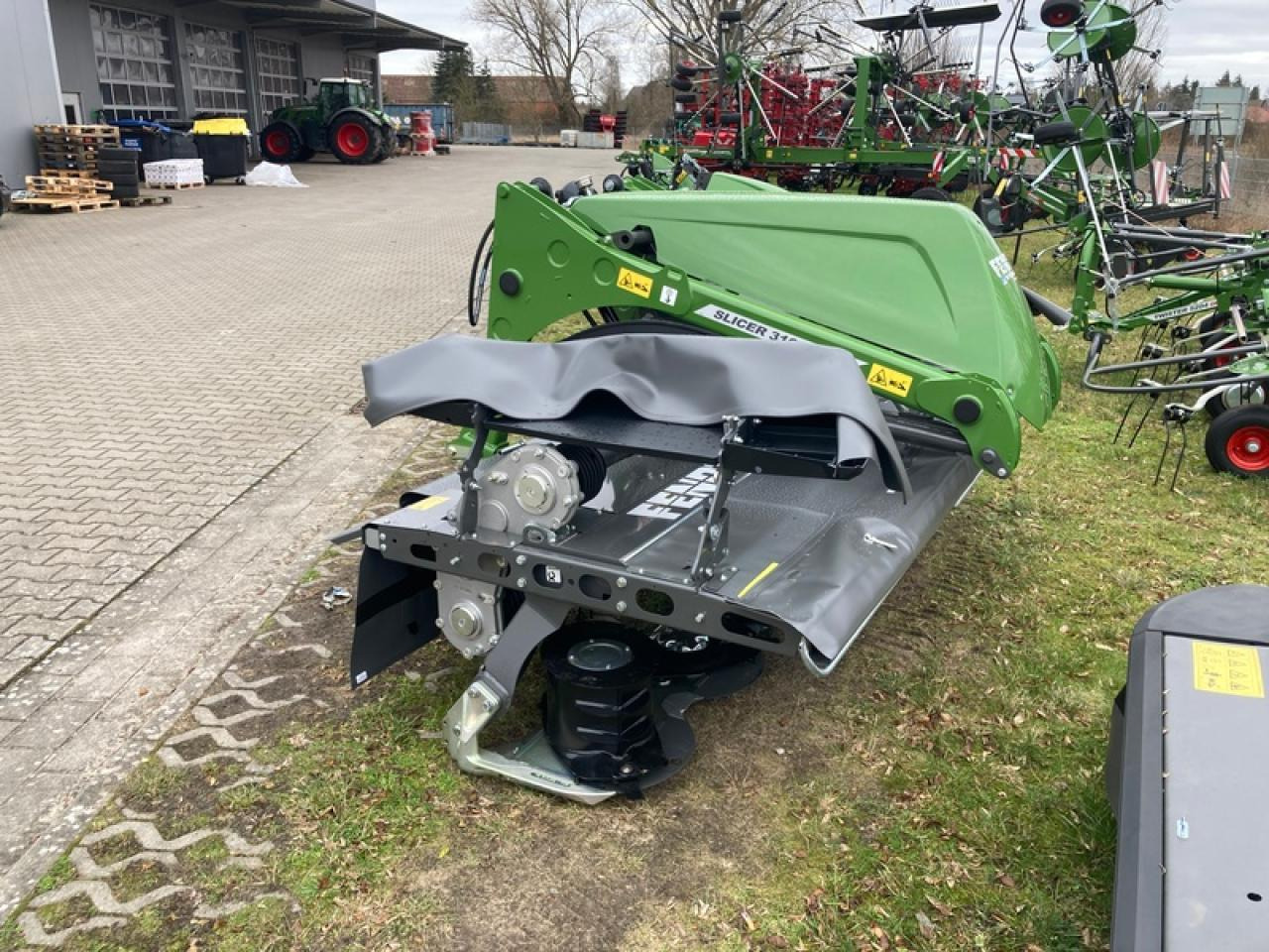 Fendt SLICER 310F - Faucheuse: photos 3 Fendt SLICER 310F - Faucheuse: photos 3