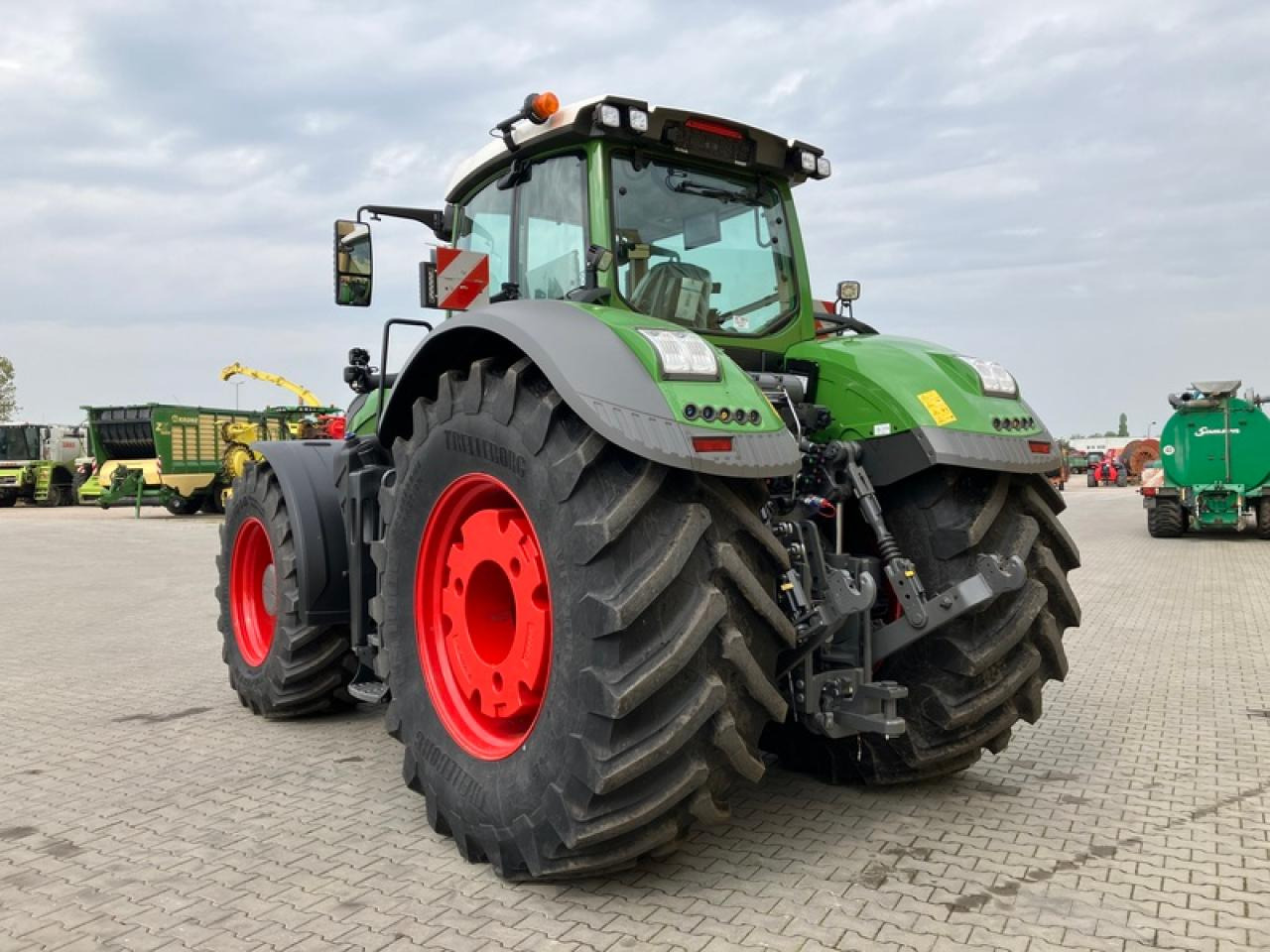 Fendt VARIO 1050 - Tracteur agricole: photos 3 Fendt VARIO 1050 - Tracteur agricole: photos 3