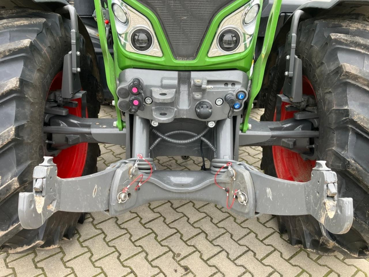 Fendt VARIO 516 VARIO GEN 3 // RTK - Tracteur agricole: photos 5 Fendt VARIO 516 VARIO GEN 3 // RTK - Tracteur agricole: photos 5