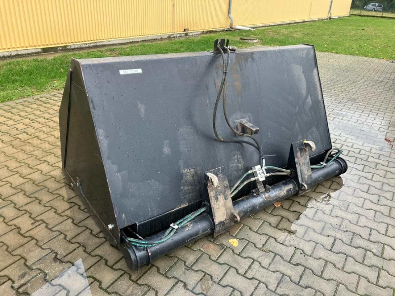 HOCHKIPPSCHAUFEL FRICKE EUROAUFNAH - Godet: photos 5 HOCHKIPPSCHAUFEL FRICKE EUROAUFNAH - Godet: photos 5