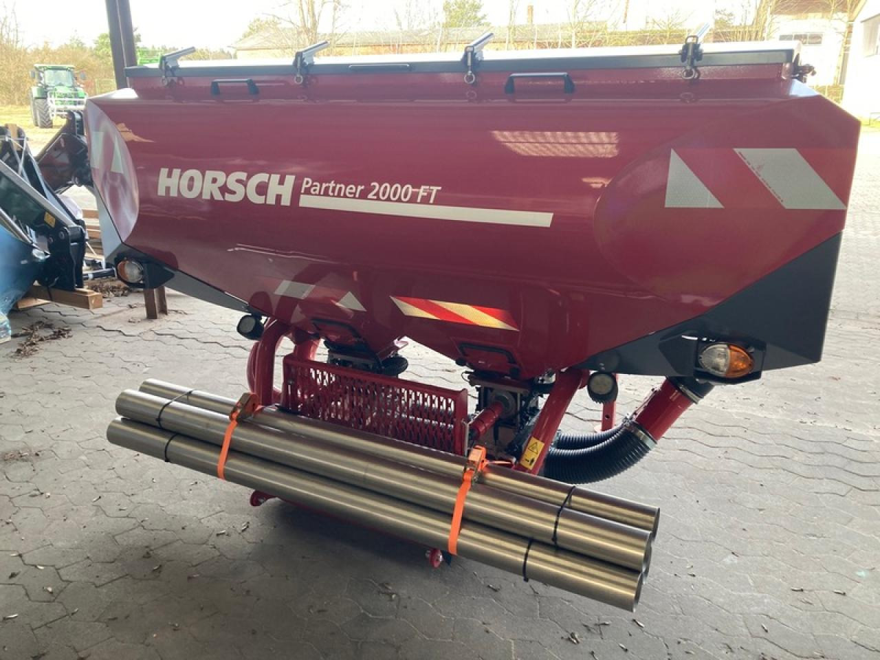 Horsch PARTNER 2000 - Distributeur d'engrais: photos 2 Horsch PARTNER 2000 - Distributeur d'engrais: photos 2