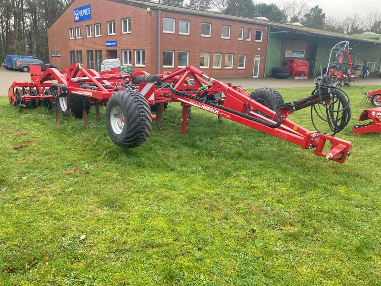 Horsch TERRANO 4.3GX STEEL-RINGFLEXPACKER - Bineuse: photos 1 Horsch TERRANO 4.3GX STEEL-RINGFLEXPACKER - Bineuse: photos 1