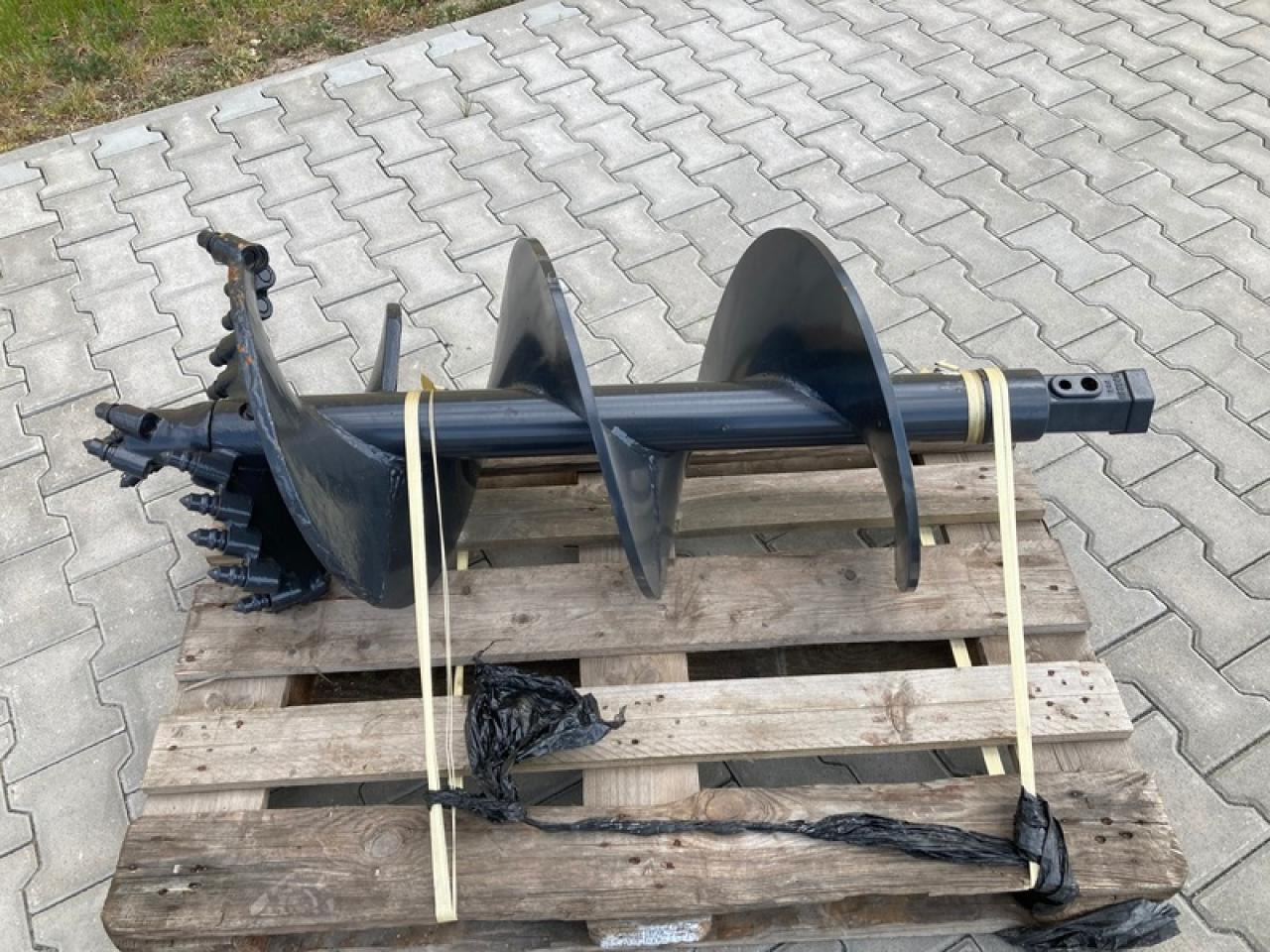 JCB FLIGHT RCK A2042 BOHRER 45CM - Tarière pour Engins de chantier: photos 2 JCB FLIGHT RCK A2042 BOHRER 45CM - Tarière pour Engins de chantier: photos 2