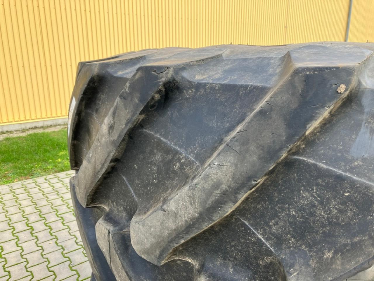 Trelleborg 710/75R42 TM900 - Pneu: photos 4 Trelleborg 710/75R42 TM900 - Pneu: photos 4