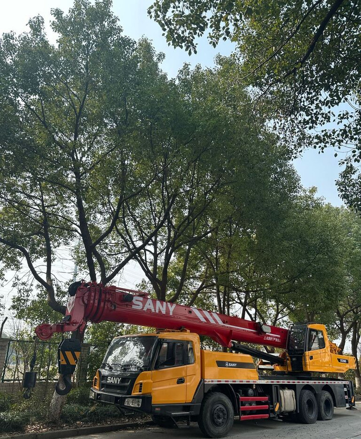 Sany China brand STC250S STC500 STC1000 25ton used truck crane - Grue mobile: photos 2 Sany China brand STC250S STC500 STC1000 25ton used truck crane - Grue mobile: photos 2