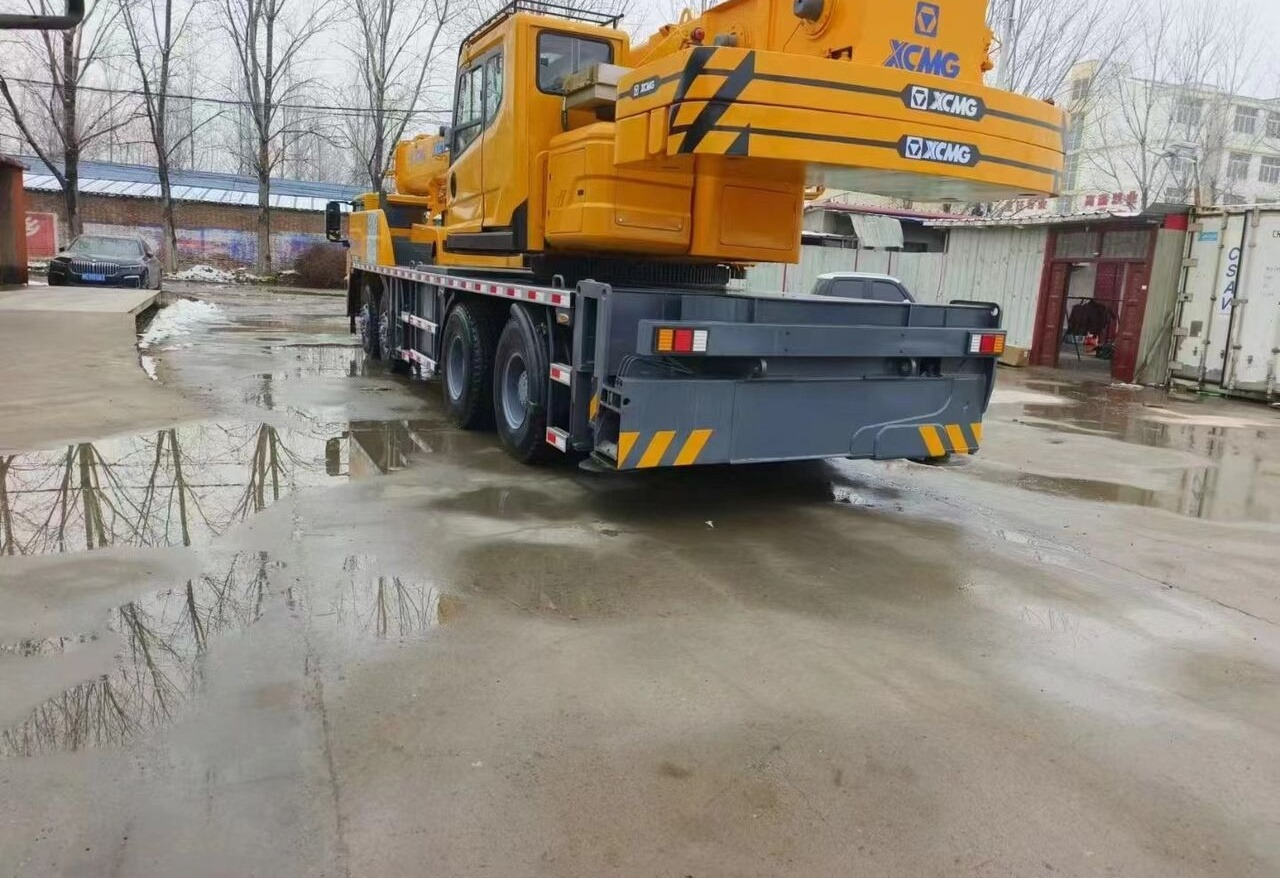 XCMG - Grue mobile: photos 3 XCMG - Grue mobile: photos 3