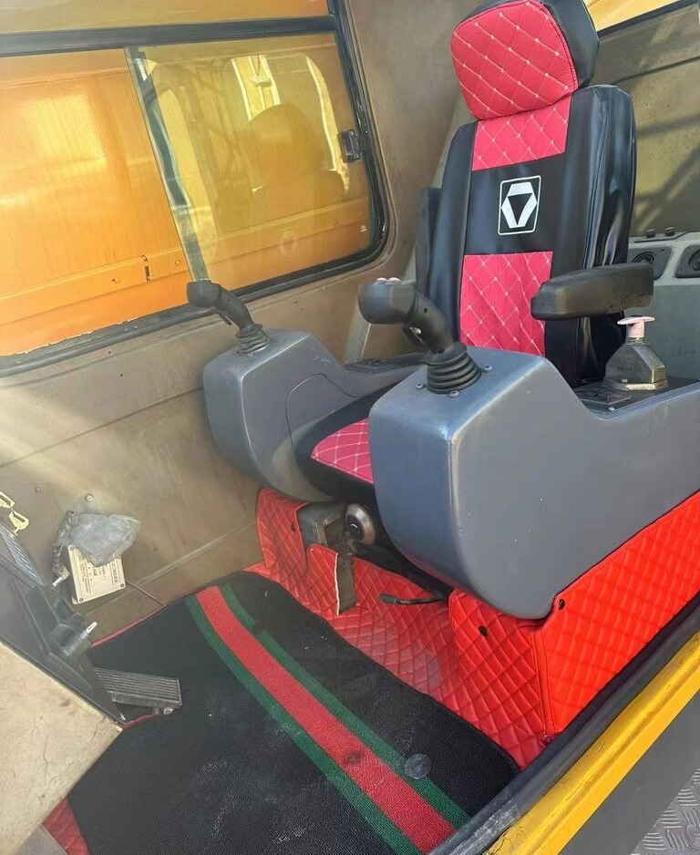 XCMG QY25K QY30K QY70K QY70KC truck crane - Grue mobile: photos 5 XCMG QY25K QY30K QY70K QY70KC truck crane - Grue mobile: photos 5