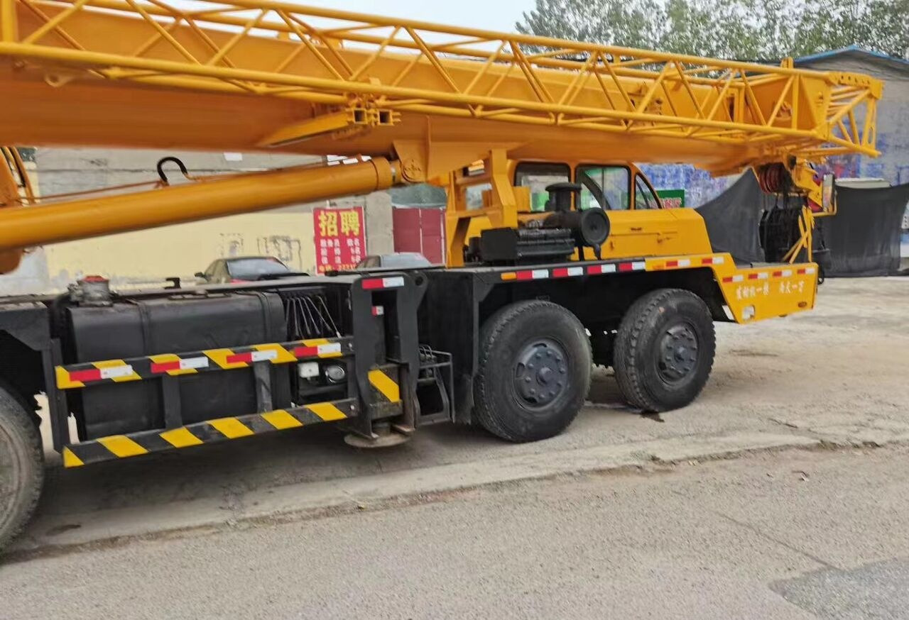XCMG QY50B - Grue mobile: photos 5 XCMG QY50B - Grue mobile: photos 5