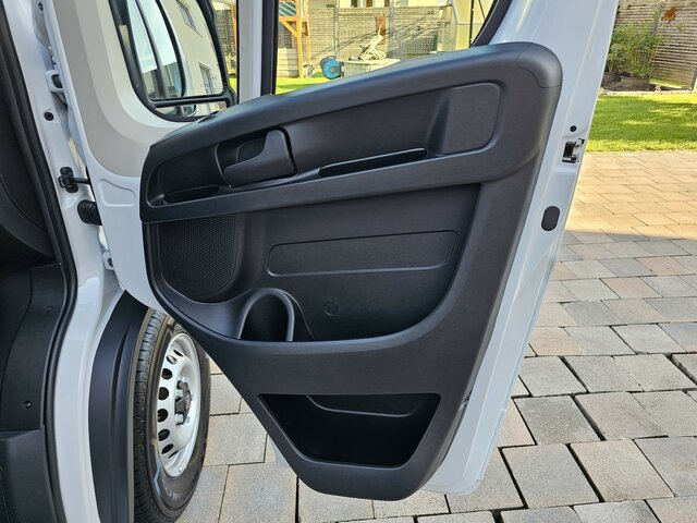 Crédit-bail FIAT Ducato 140 DOKA Pritsche 2,9 Meter Klima DAB FIAT Ducato 140 DOKA Pritsche 2,9 Meter Klima DAB: photos 18