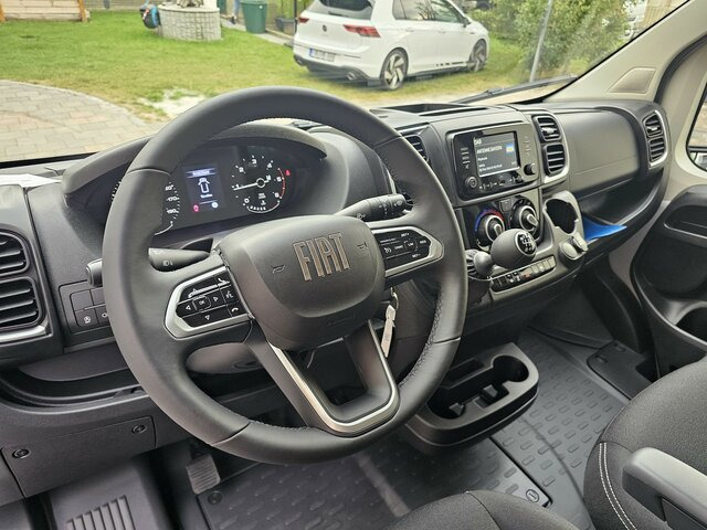 FIAT Ducato 35 140 Serie10-9.2 L2H1 Premium Kabine... - Fourgon utilitaire: photos 2 FIAT Ducato 35 140 Serie10-9.2 L2H1 Premium Kabine... - Fourgon utilitaire: photos 2
